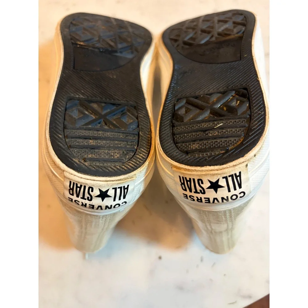 Converse Chuck Taylor Back to School Sherpa Lined Translucent Junior 6